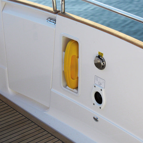 Baltic Staufach für LifeSaver LS 101 – diskrete Einbaulösung an Bord