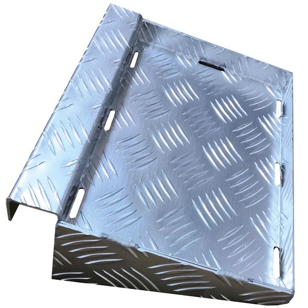 Batteriehalter aus Aluminium für Bootswagendeichsel L=350mm B=220mm