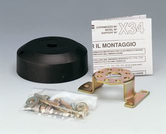 Ultraflex Montageflansch 90° – Steueranlage sauber und sicher befestigen