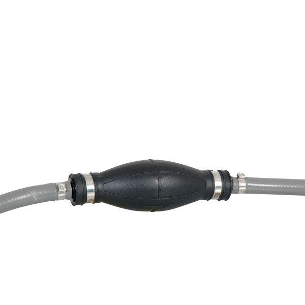 Treibstoffschlauch mit Pumpe