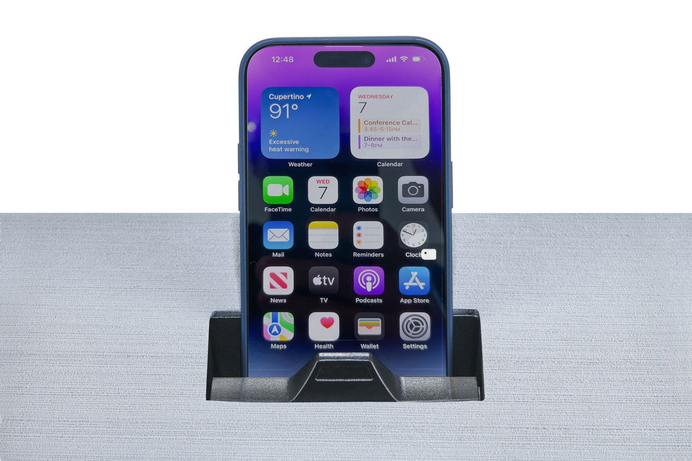 Scanstrut Ladegerät Aura SC-CW-12F zum Einbau für kabelloses Laden von Smartphones 10-30V Eingang 2A Ausgang 10W wasserdicht gem. IPX6