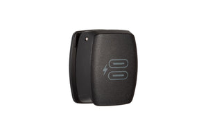 Scanstrut ROKK Flip Pro Max SC-USB-F3 USB socket with mounting plate. Input: 12/24V. Output: 2x USB-C at 12V 36W, at 24V 60W. Waterproof to IPX3 with the cover closed.