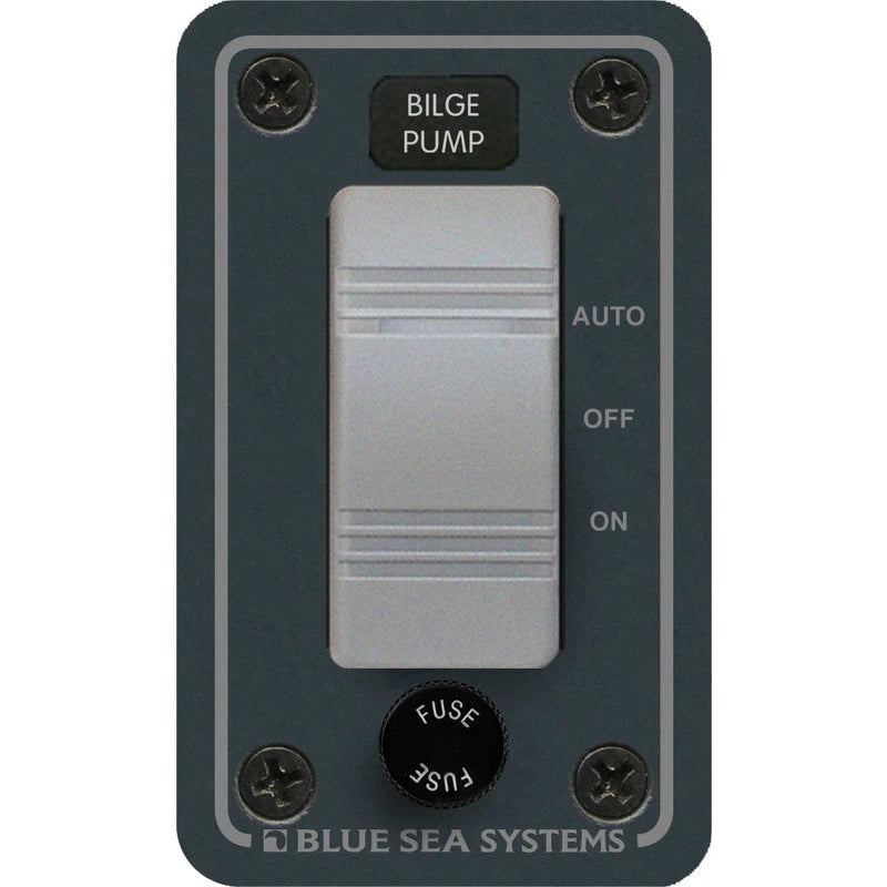 Blue Sea Wasserbeständiges 12-V-DC-Panel